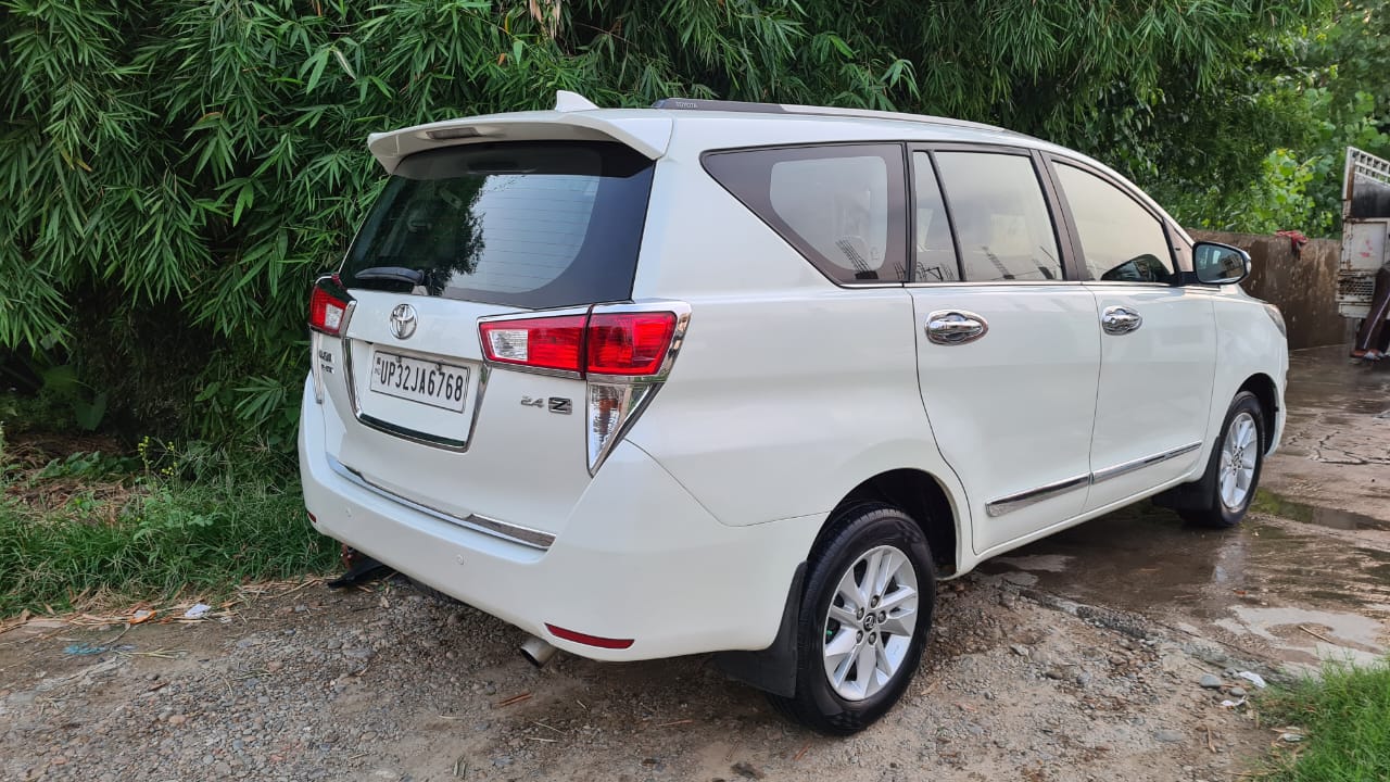 Parijat Tours Vehicles